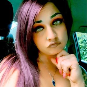 Meet your Posher, Jade